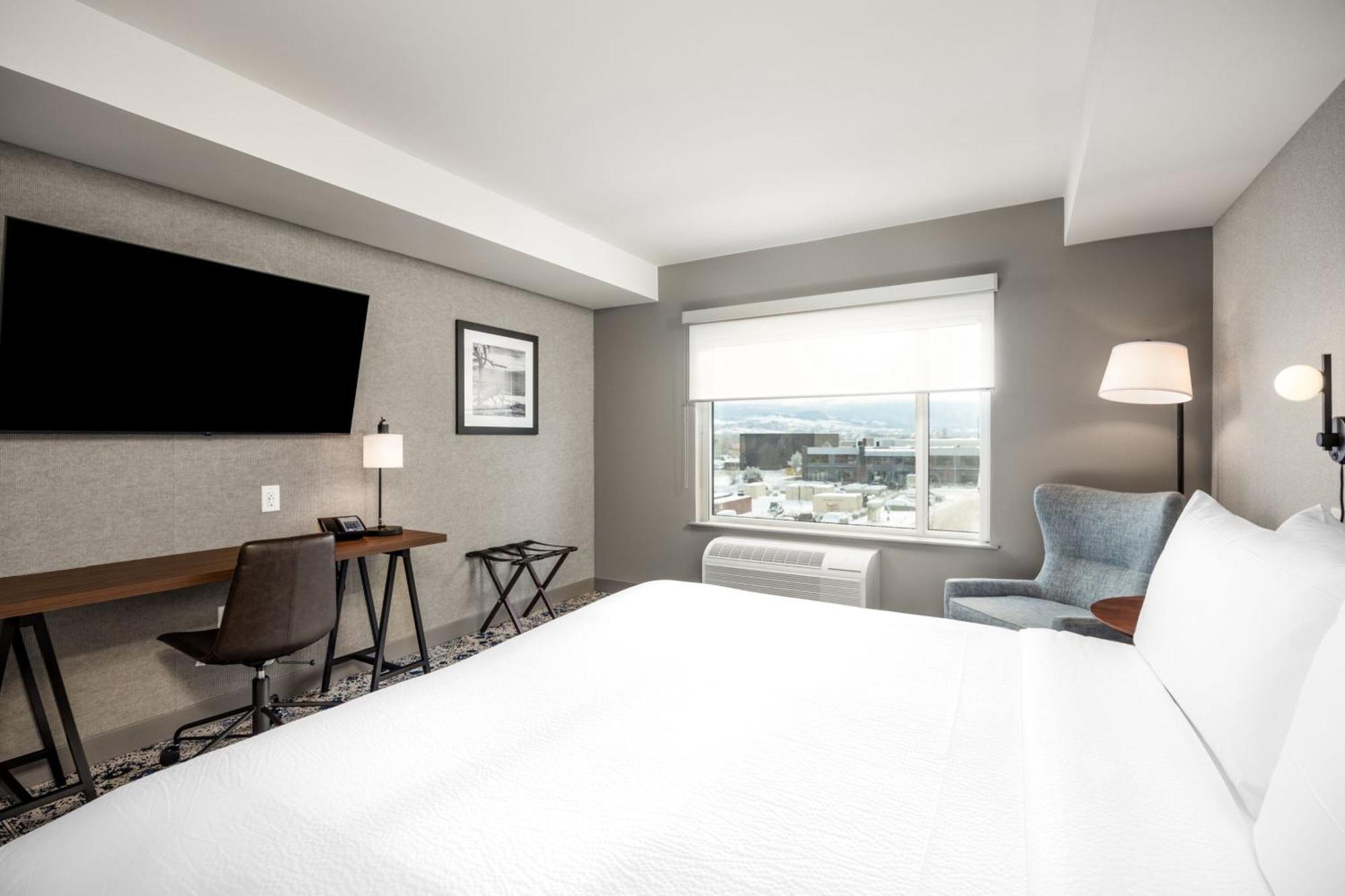 Four Points By Sheraton Kelowna Airport Εξωτερικό φωτογραφία