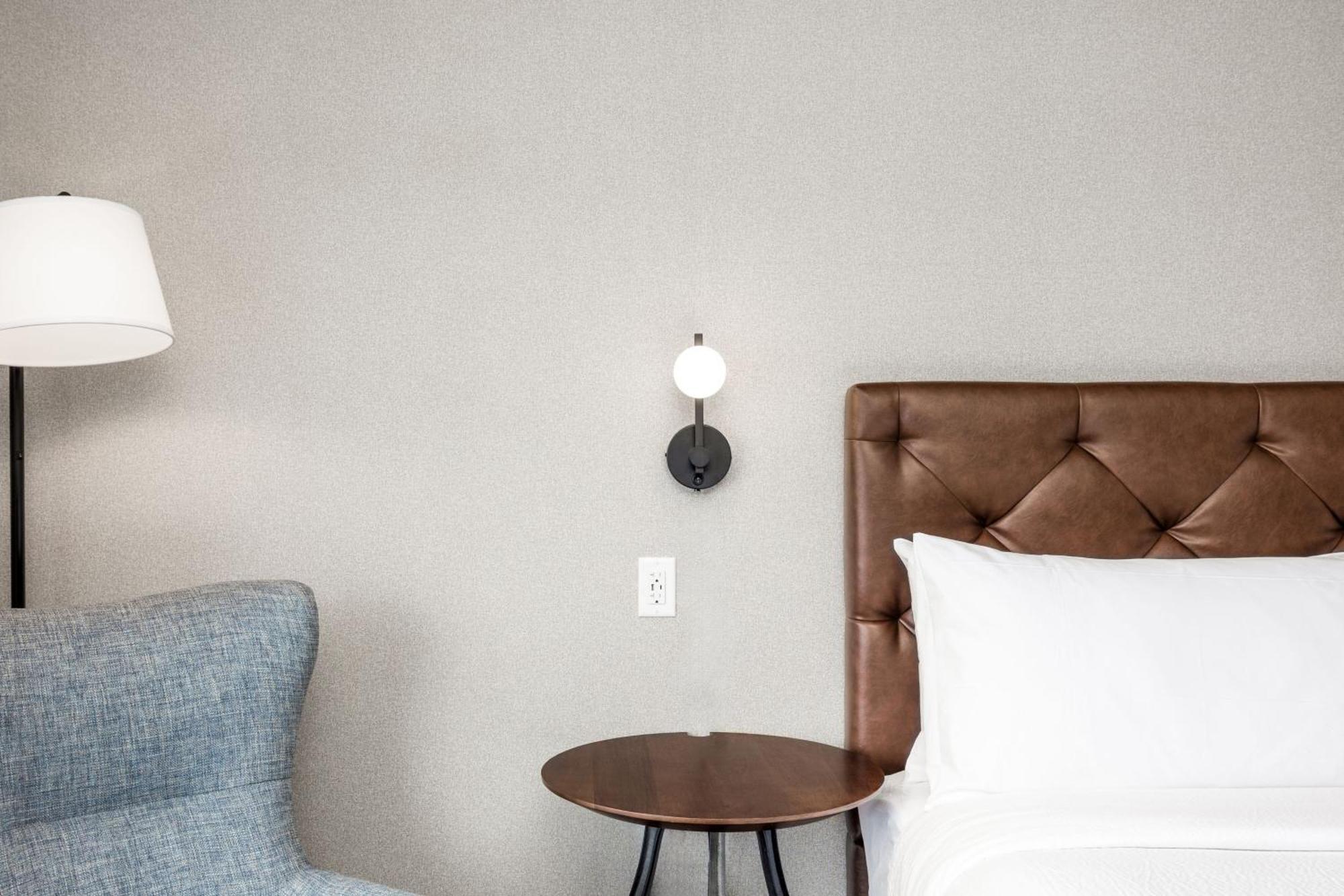 Four Points By Sheraton Kelowna Airport Εξωτερικό φωτογραφία