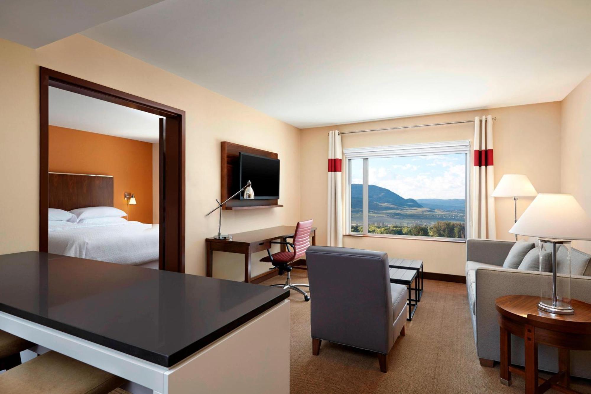 Four Points By Sheraton Kelowna Airport Εξωτερικό φωτογραφία