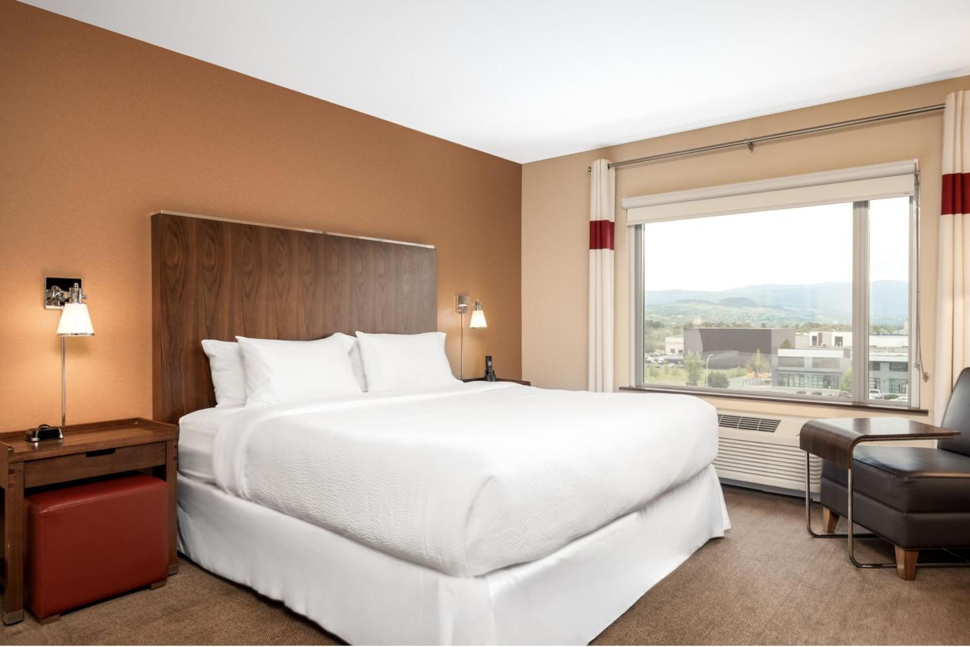 Four Points By Sheraton Kelowna Airport Εξωτερικό φωτογραφία