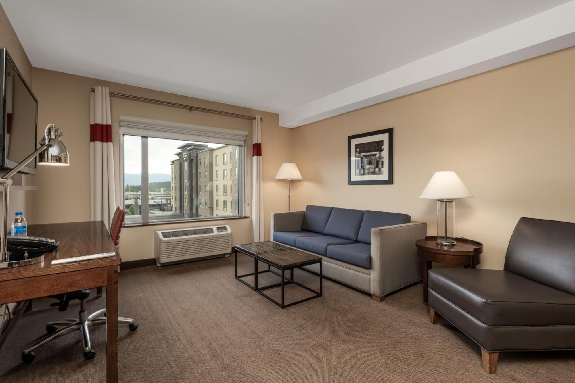 Four Points By Sheraton Kelowna Airport Εξωτερικό φωτογραφία