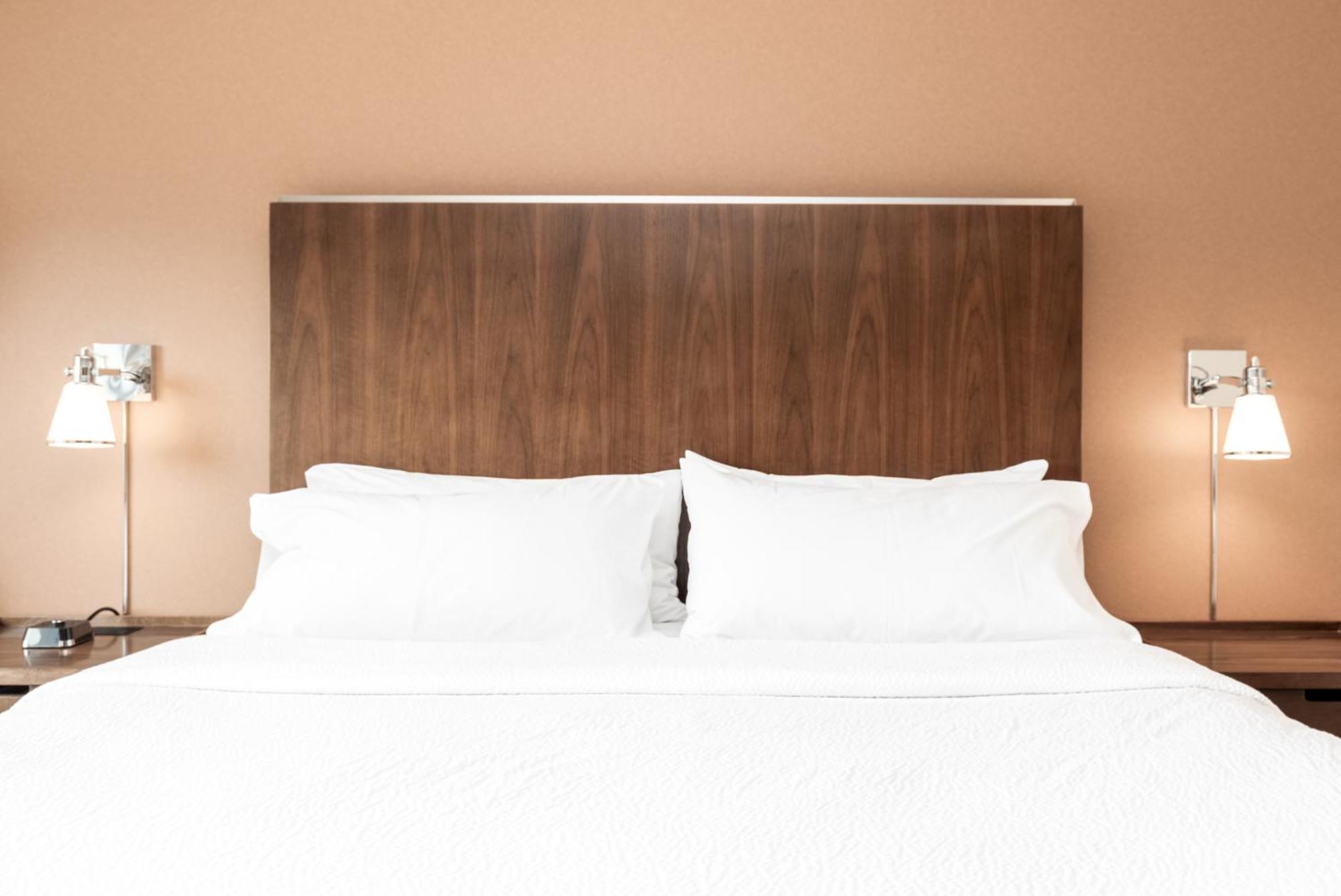 Four Points By Sheraton Kelowna Airport Εξωτερικό φωτογραφία